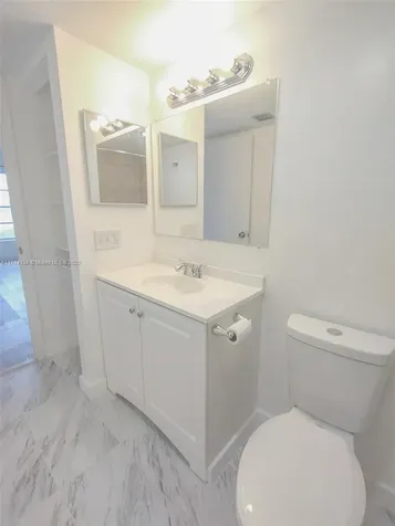 4174 Inverrary Drive Lauderhill FL 33319