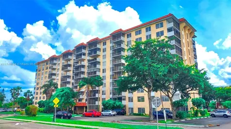 4174 Inverrary Drive Lauderhill FL 33319