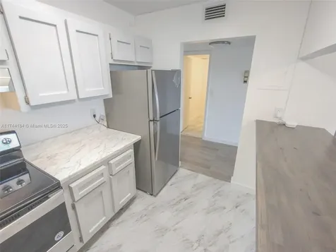4174 Inverrary Drive Lauderhill FL 33319