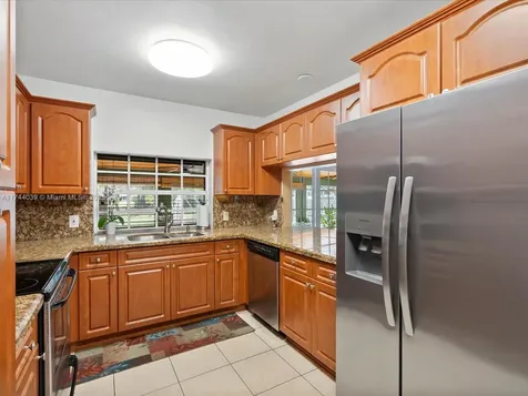 6145 SW 85th Avenue Miami FL 33143