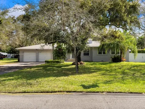 6145 SW 85th Avenue Miami FL 33143