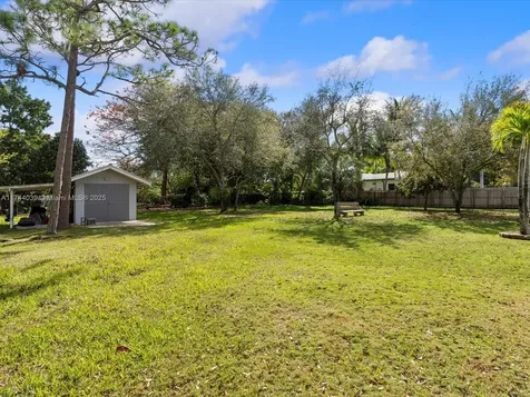 6145 SW 85th Avenue Miami FL 33143