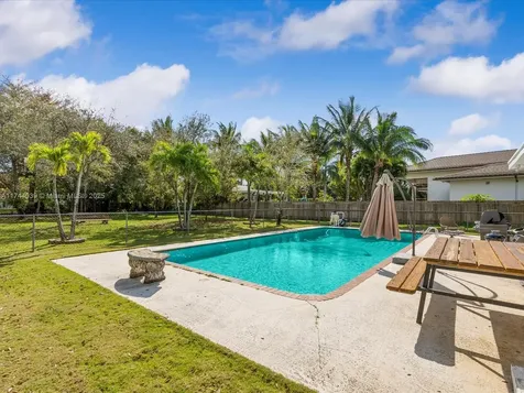 6145 SW 85th Avenue Miami FL 33143