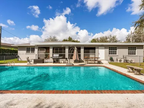 6145 SW 85th Avenue Miami FL 33143