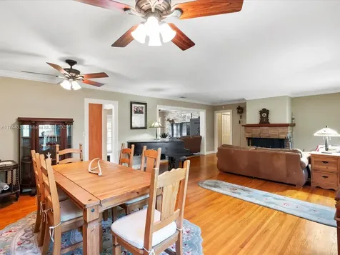 6145 SW 85th Avenue Miami FL 33143