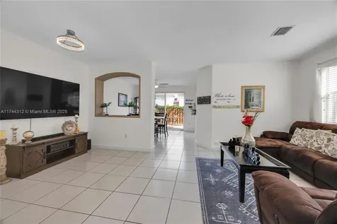 965 SW 149th Court Miami FL 33194