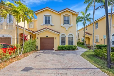 965 SW 149th Court Miami FL 33194