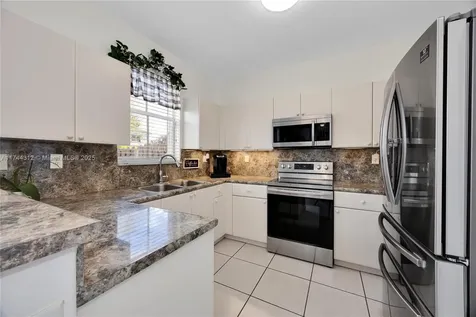 965 SW 149th Court Miami FL 33194