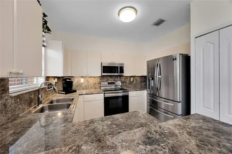 965 SW 149th Court Miami FL 33194