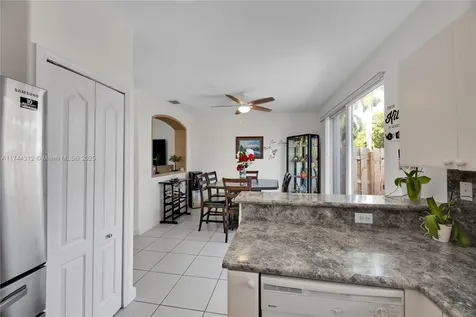 965 SW 149th Court Miami FL 33194