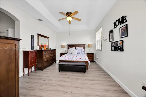 965 SW 149th Court Miami FL 33194