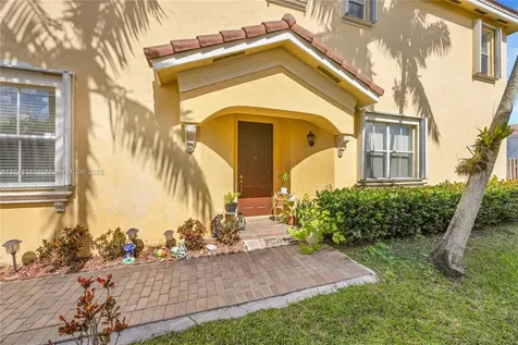 965 SW 149th Court Miami FL 33194