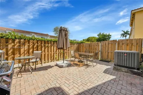 965 SW 149th Court Miami FL 33194
