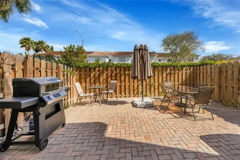 965 SW 149th Court Miami FL 33194