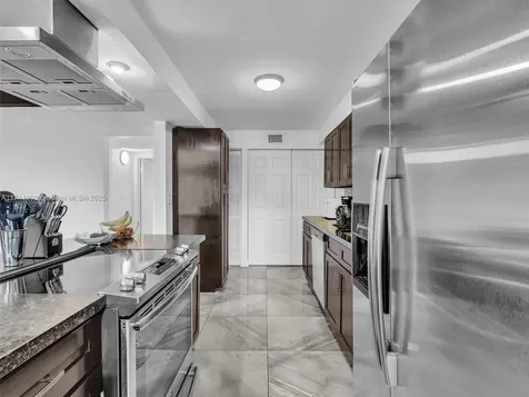 10477 SW 80th Street Miami FL 33173