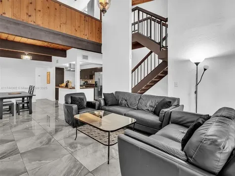 10477 SW 80th Street Miami FL 33173