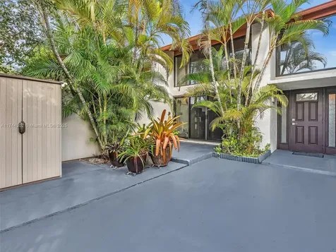 10477 SW 80th Street Miami FL 33173