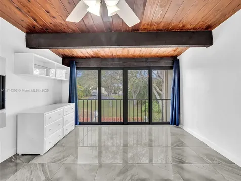 10477 SW 80th Street Miami FL 33173