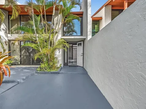 10477 SW 80th Street Miami FL 33173