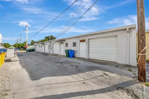 3483 NE 12th Terrace Oakland Park FL 33334
