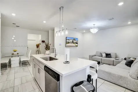 838 SE 17th Street Homestead FL 33034