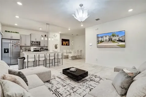 838 SE 17th Street Homestead FL 33034