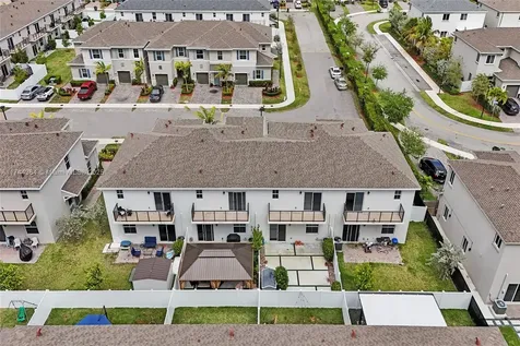 838 SE 17th Street Homestead FL 33034