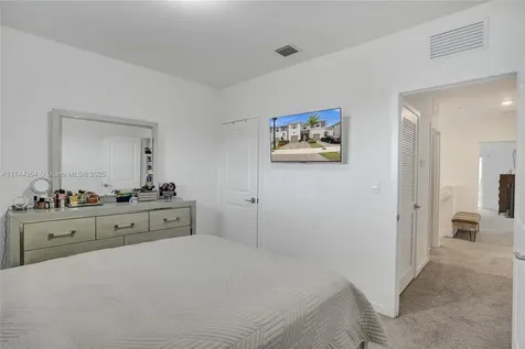 838 SE 17th Street Homestead FL 33034