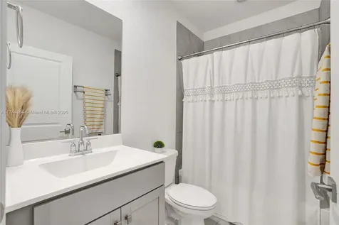 838 SE 17th Street Homestead FL 33034