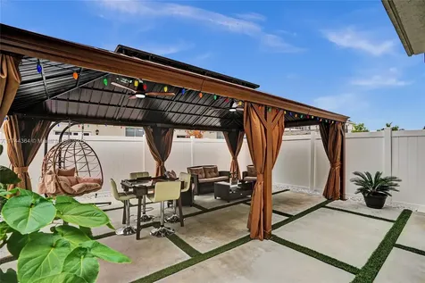 838 SE 17th Street Homestead FL 33034