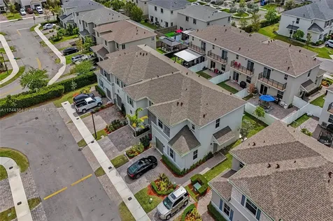 838 SE 17th Street Homestead FL 33034
