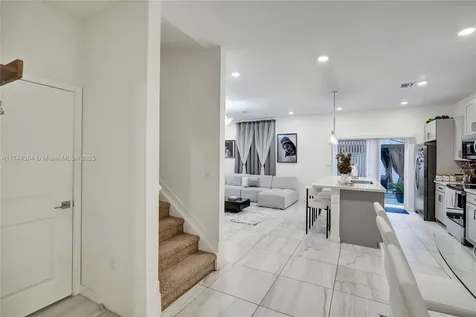 838 SE 17th Street Homestead FL 33034