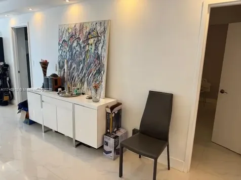 5401 Collins Avenue Miami Beach FL 33140