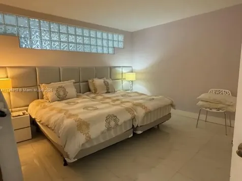 5401 Collins Avenue Miami Beach FL 33140