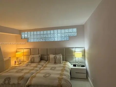 5401 Collins Avenue Miami Beach FL 33140