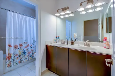 10250 NW 86th Street Doral FL 33178