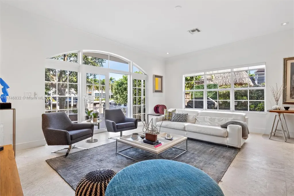 2709 NE 15th Street Fort Lauderdale FL 33304