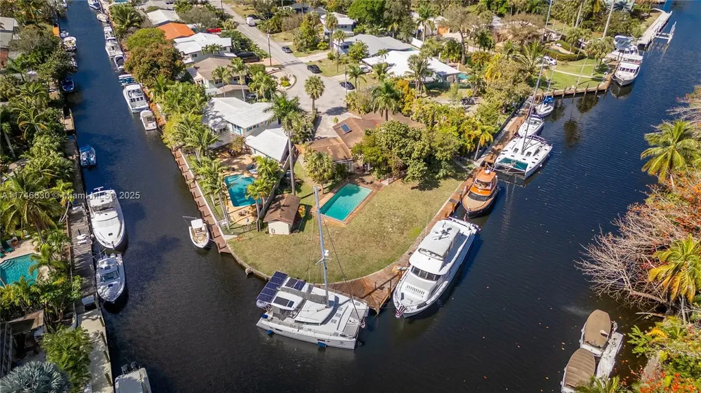 1500 SW 4th Court Fort Lauderdale FL 33312