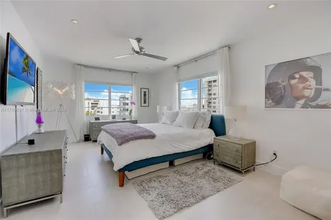 1450 Lincoln Road Miami Beach FL 33139