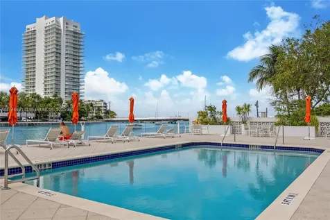 1450 Lincoln Road Miami Beach FL 33139