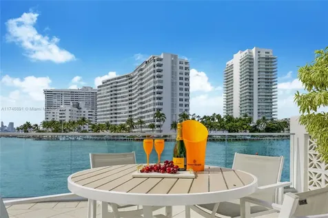 1450 Lincoln Road Miami Beach FL 33139
