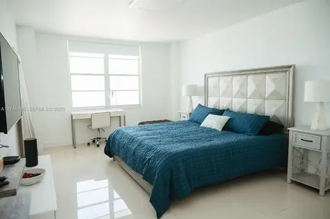 3725 S Ocean Drive Hollywood FL 33019