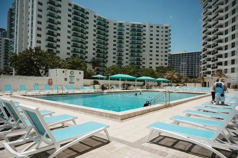 3725 S Ocean Drive Hollywood FL 33019