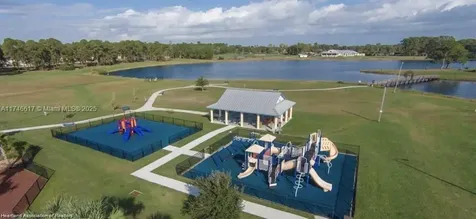 5226 Balboa Boulevard Sebring FL 33872