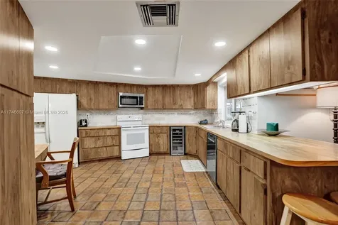 11033 NW 17th Place Coral Springs FL 33071