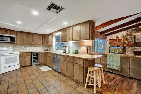 11033 NW 17th Place Coral Springs FL 33071