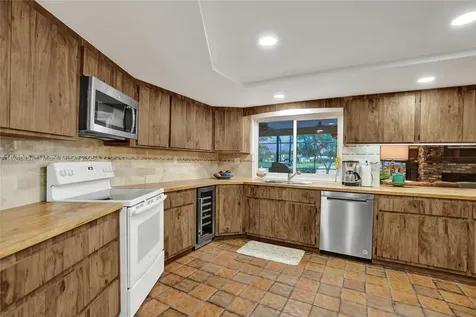 11033 NW 17th Place Coral Springs FL 33071