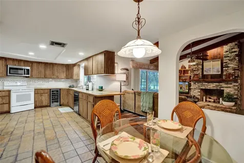 11033 NW 17th Place Coral Springs FL 33071