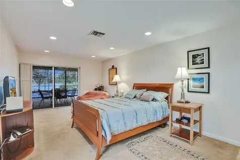 11033 NW 17th Place Coral Springs FL 33071
