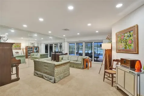 11033 NW 17th Place Coral Springs FL 33071